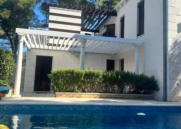 Dina, Hvar Villa Jelsa (Hvar)
